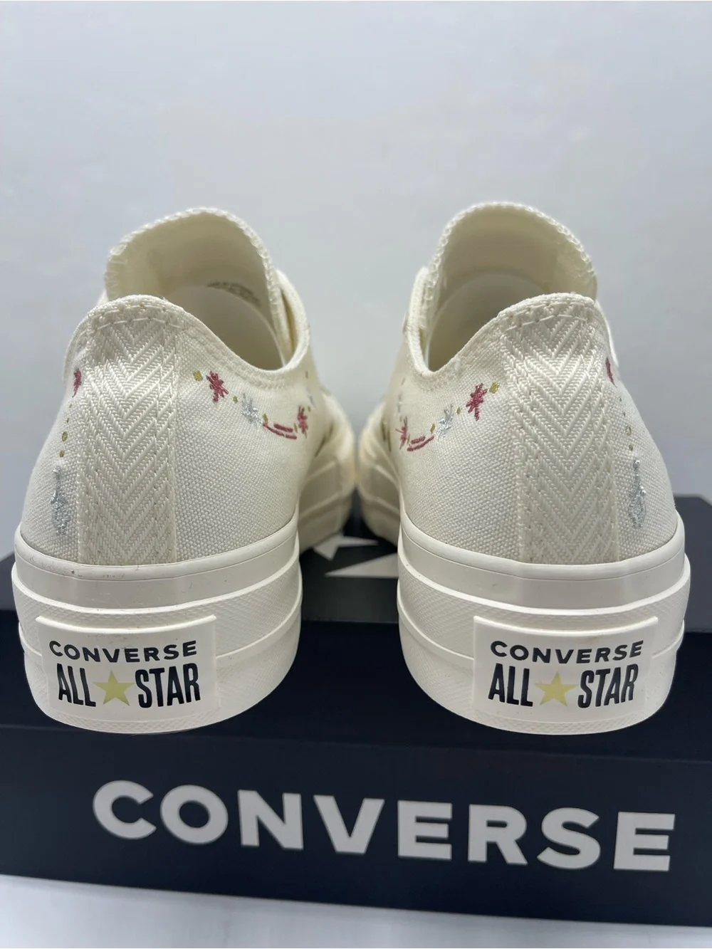 Converse A18804F CTAS LIFT OX EGRET/EGRET/EGRET Platform Sneakers